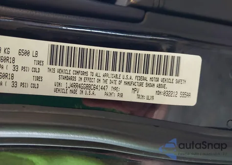2011 Jeep Grand Cherokee Laredo z USA, uszkodzony, nr VIN 1J4RR4GG8BC641447